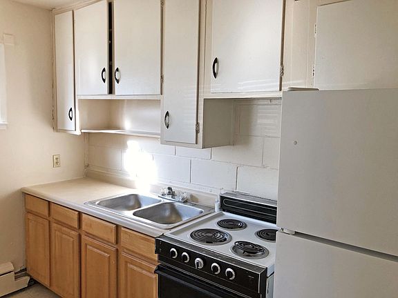 5th image of 3526 N Pennsylvania St APT B1