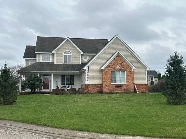 2118 Lodgepole Ct, Grand Blanc, MI 48439