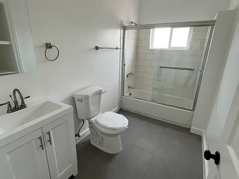 1044 N Townsend Ave #1046 — Photo 12