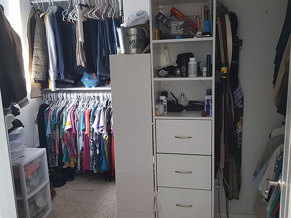 5th image of 909 Avenue G