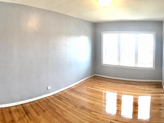 2nd image of 4355 S Sawyer Ave APT 310