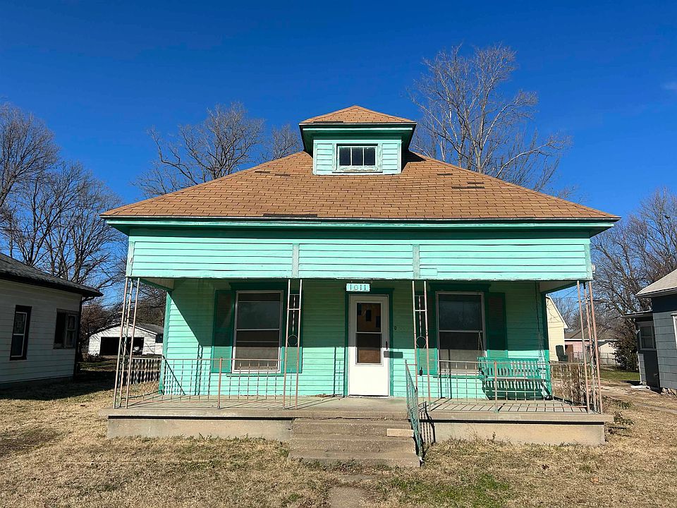 1st image of 1011 E 8th St