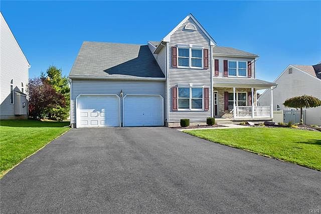 1st image of 29 Grist Mill Ln