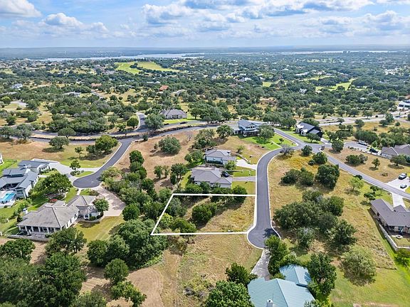 4th image of 408 Emerald Way