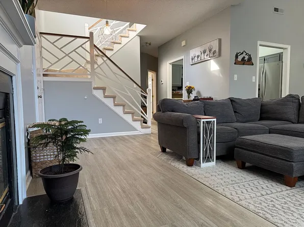 4930 Cypress Point Cir APT 106, Virginia Beach, VA 23455