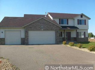 1117 N Cheyenne St, Roberts, WI 54023