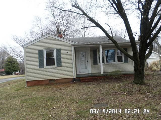 1st image of 611 King St