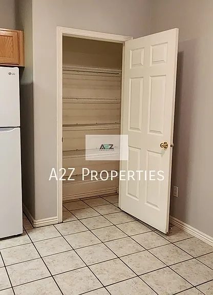 504 N Seven Peaks Blvd #1 — Photo 8