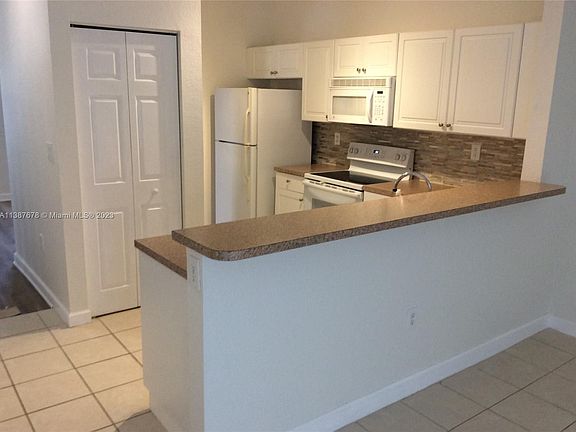 5th image of 1395 NE 33rd Ave Unit 112-26