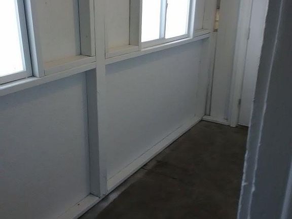 5th image of 206 E Mesa Ave