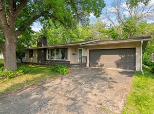 6333 Saint Johns Ave, Edina, MN 55424