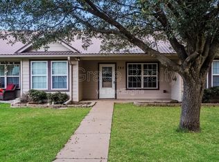 740 Rocky Ridge Flts, Gainesville, TX 76240