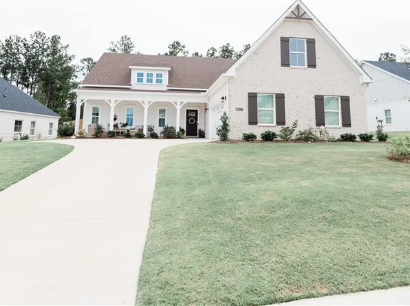 1385 Garrett Ln, Auburn, AL 36830