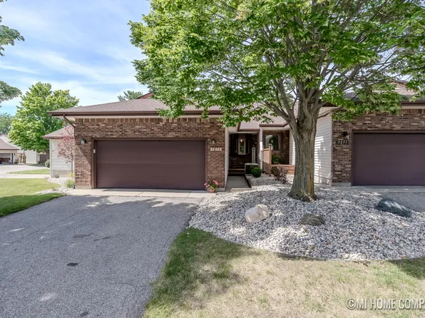 3273 Greenvale Ct, Hudsonville, MI 49426
