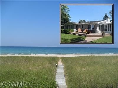 1st image of 839 S Lakeshore Dr