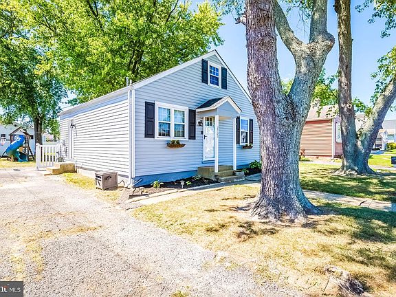 2nd image of 2703 McComas Ave