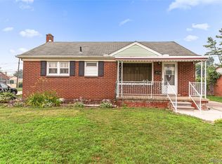 31535 Rush St, Garden City, MI 48135