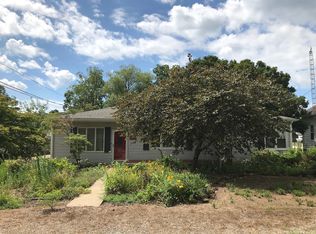 710 E Edwards St, Ridgway, IL 62979