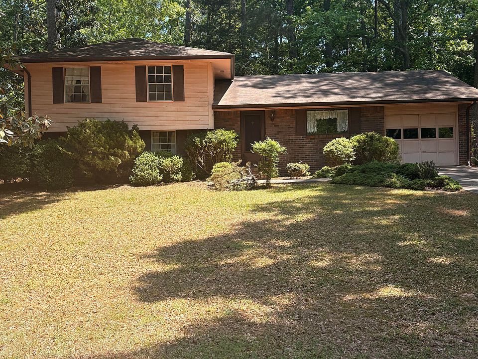 1st image of 121 Clydesdale Rd