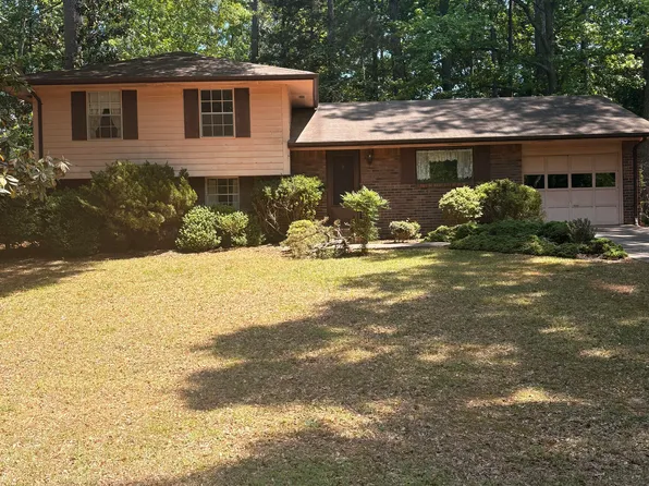 121 Clydesdale Rd, Peachtree City, GA 30269