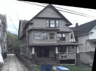 32 Giles St, Waterbury, CT 06704
