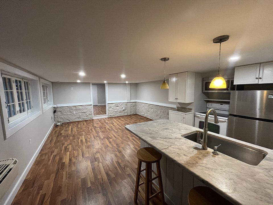 1st image of 2328 Highland Ave #B