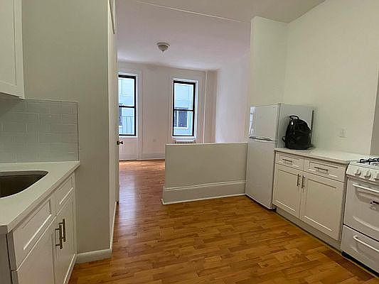 1st image of 344 E 62nd St #3D