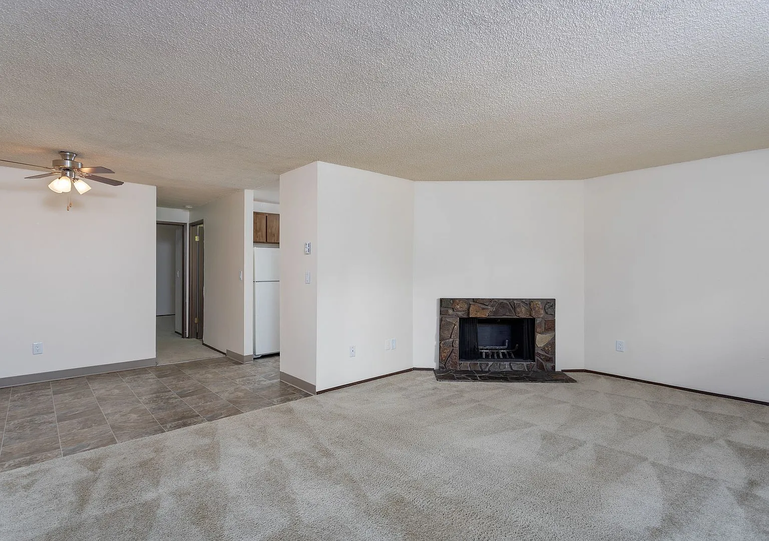 Conestoga Park Apartments — Photo 3