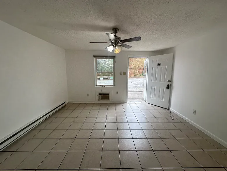 1 bed, $775 — Photo 4