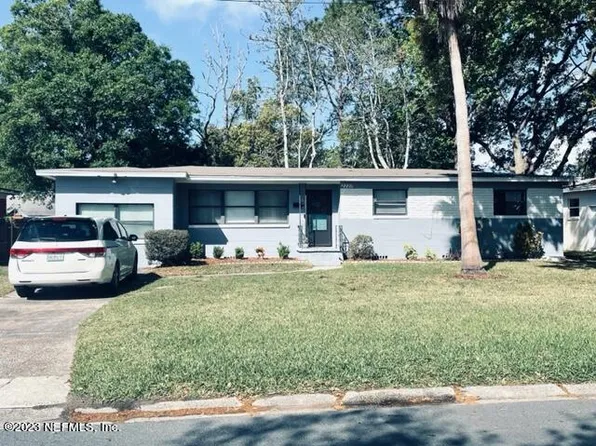 2220 LARRY Drive, Jacksonville, FL 32216