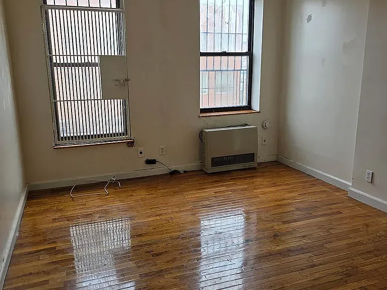 1797 Lexington Ave #2A — Photo 2
