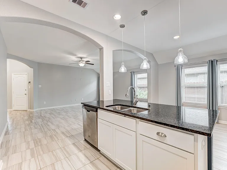 255 Dale Ridge Ln — Photo 16