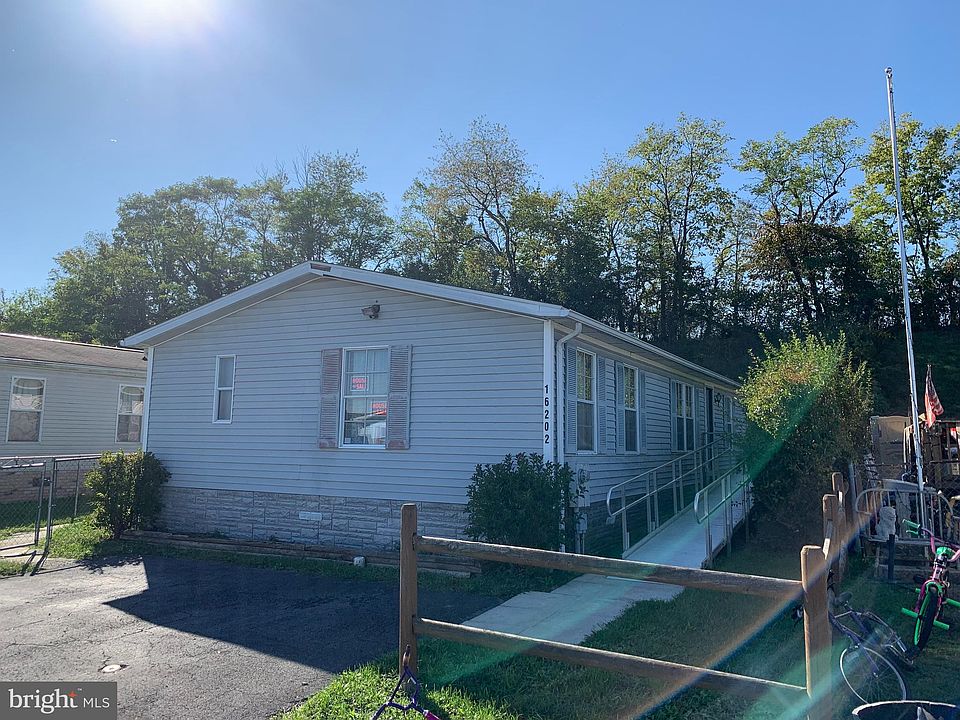 1st image of 16202 McGregor Dr