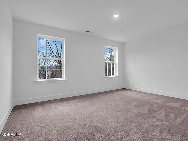 163 Woolley Ct — Photo 16