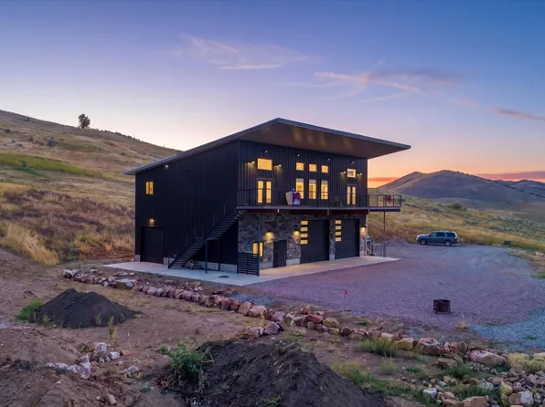 8099 N Strawberry Dr, Preston, ID 83263