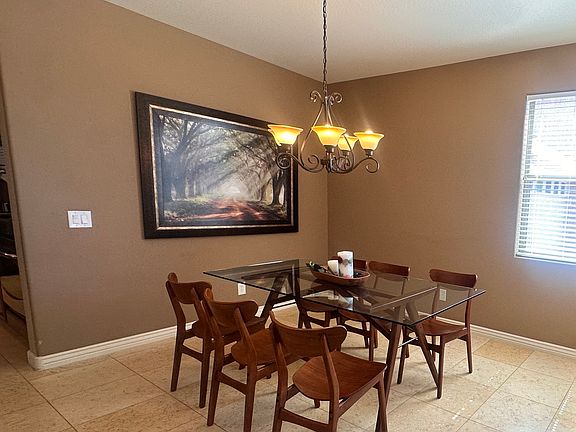 4th image of 22922 N 40th Pl