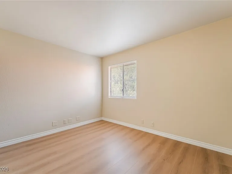 5121 River Glen Dr #144 — Photo 13