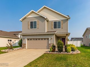 954 29th Ave W, West Fargo, ND 58078