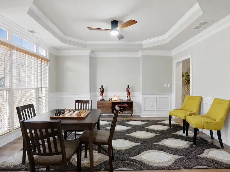 Bonus game room ideal for relaxing, entertaining, or flexible use during extended stays