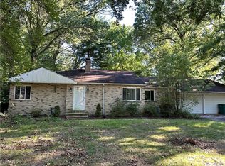 8884 Spring Valley Dr, Mentor, OH