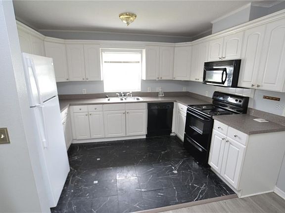 5th image of 1169 La Salle St