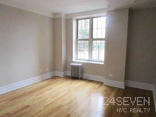 Rented by 24 7 NYC Realty Inc. | media 53