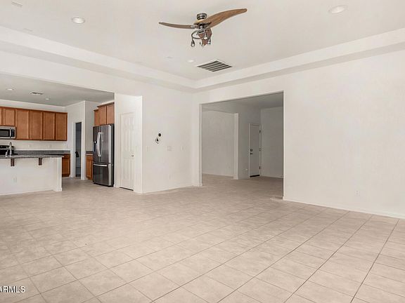 5th image of 18607 W CINNABAR Avenue