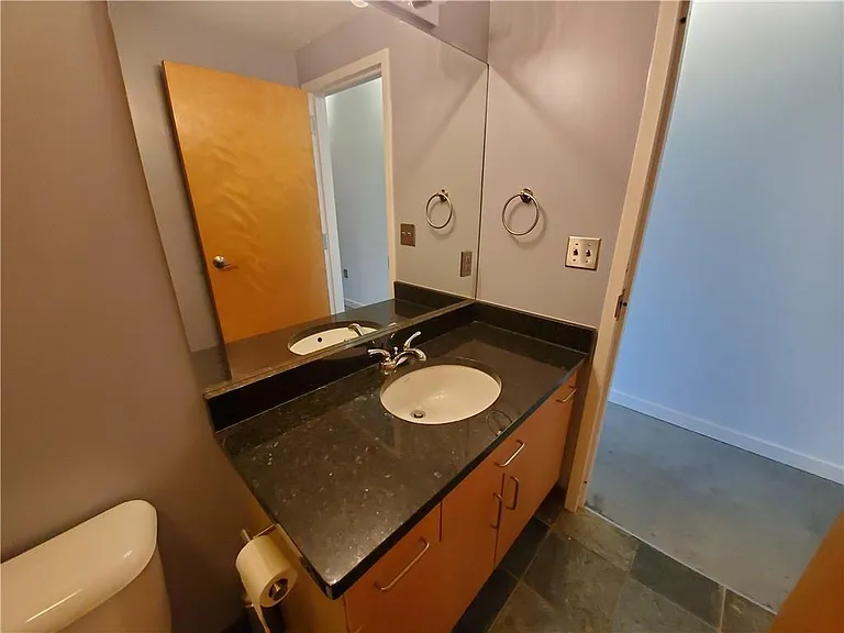 5200 Peachtree Rd #3303 — Photo 11