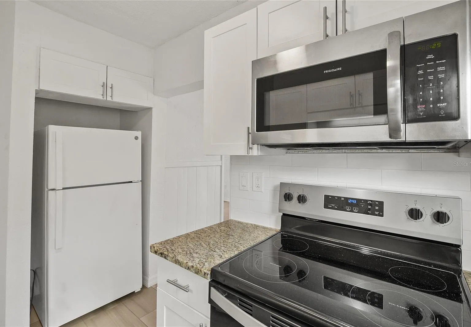 4 bed, 1252 sqft, $2,599 — Photo 2