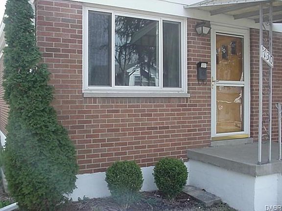 2nd image of 730 E Pearl St