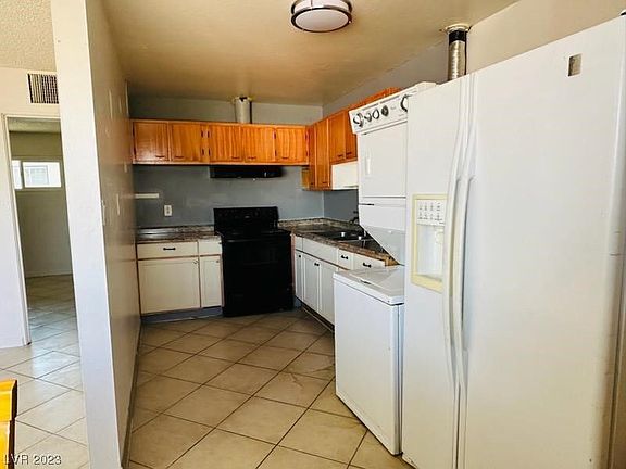 5th image of 219 Nickel St APT B