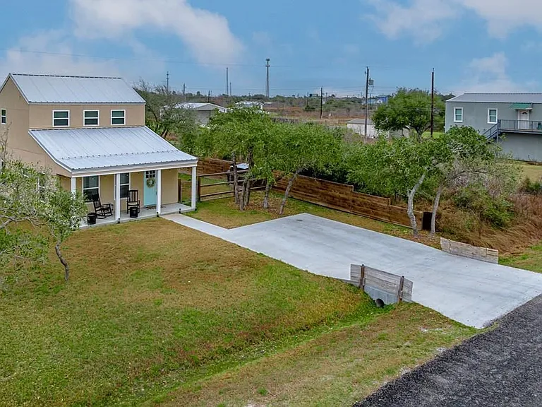 129 Palmetto Point Rd — Photo 2