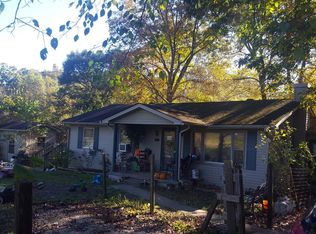 550 Pea Ridge Rd, Irvine, KY 40336