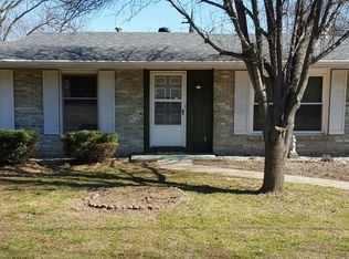 5211 Schoolview Dr, Jefferson City, MO 65101